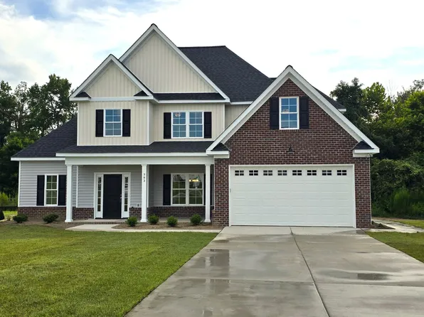 793 Fairway Road, Ayden, NC 28513