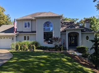 4686 Mission Ln, Cincinnati, OH 45223