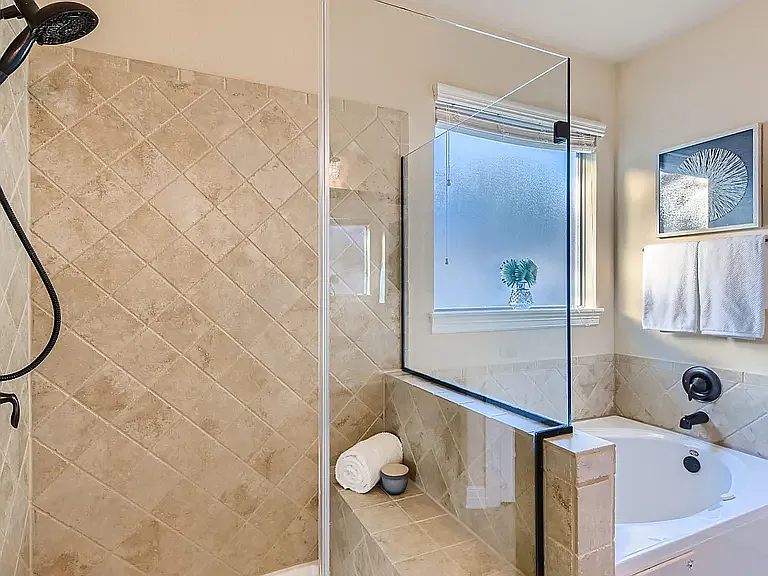 1817 Crown Dr — Photo 22