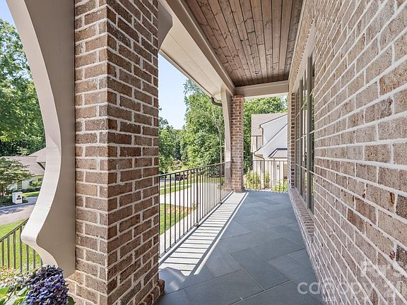 5th image of 227 Hargett Ct