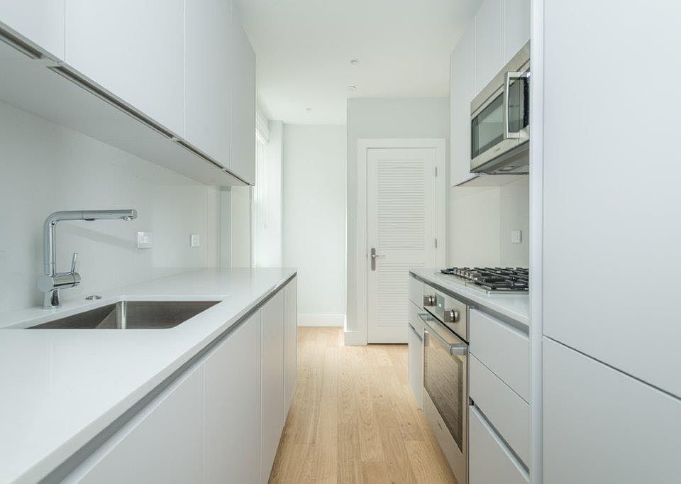 1st image of 286 Chestnut Hill Ave #288-21