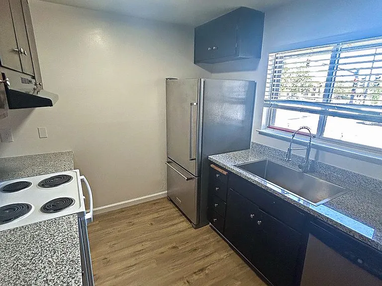 790 Welburn Ave — Photo 3