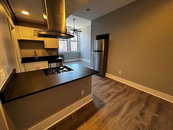 5th image of 145 Main St APT 1