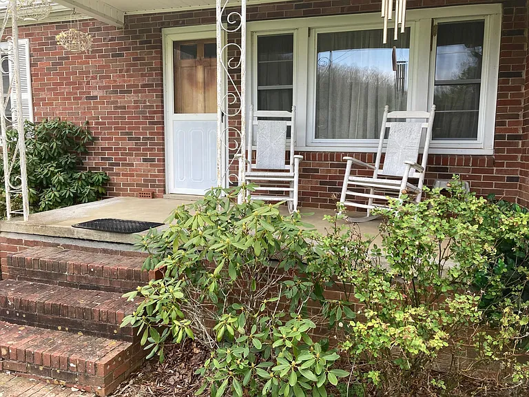 98 Sandy Branch Rd — Photo 4