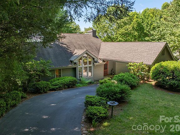 2nd image of 147 Club Colony Ln