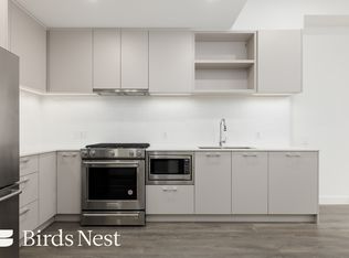 735 Anskar Ct #407, Coquitlam, BC V3J 0L7