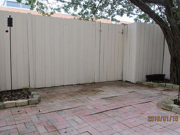 2nd image of 2607 Bay Dr