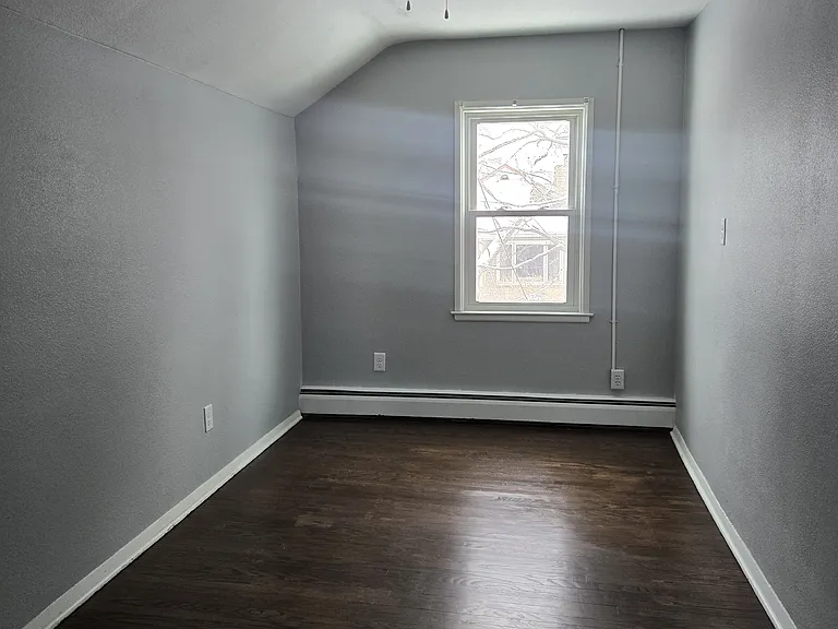 7800 W Forest Home Ave — Photo 11