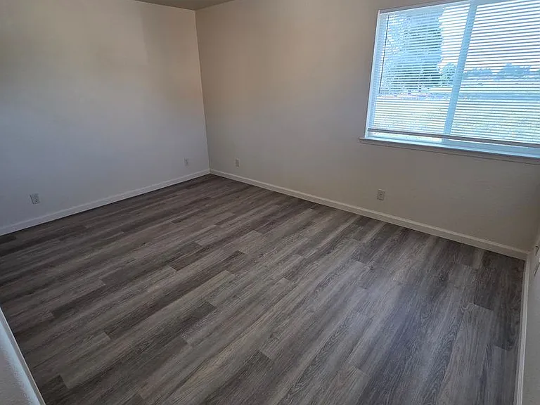 3600 Nadia Ct — Photo 17