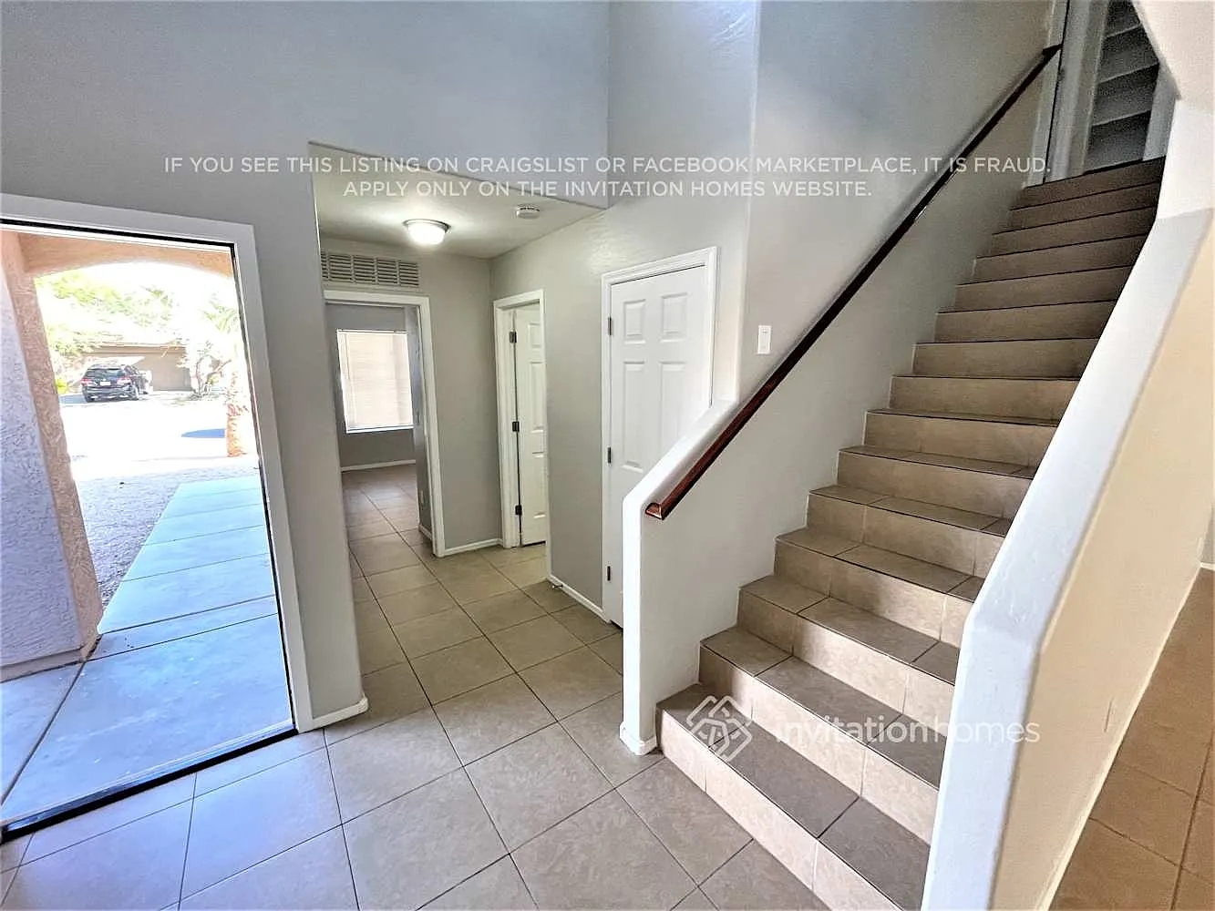 10002 W Crown King Road Tolleson, AZ 85353 — Photo 2