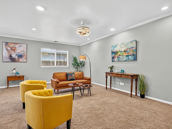 4th image of 474 Briarwood Drive