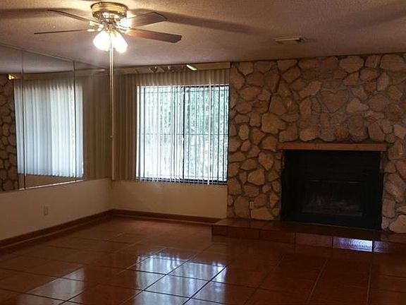4th image of 718 Brassie Ln