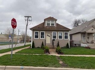 2217 Canal St, Blue Island, IL 60406
