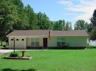 105 Price Blvd, London, AR 72847