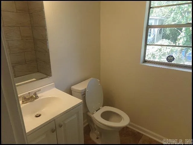 2609 S Tyler St — Photo 15