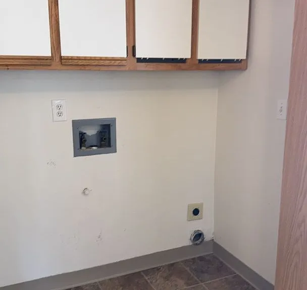McKenzie Court — Photo 9