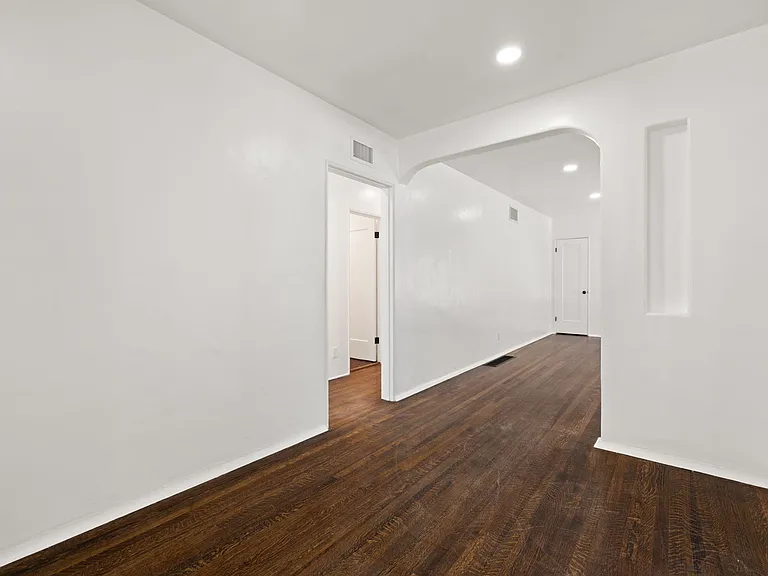 4434 U St — Photo 13