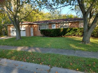 7703 Delaware Pl, Merrillville, IN 46410