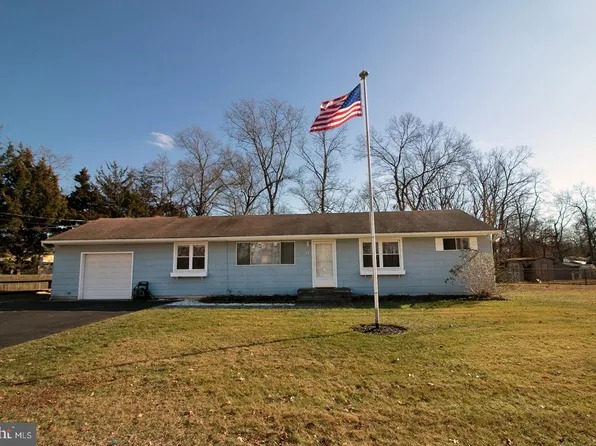 11 Park Ave, Bayville, NJ 08721