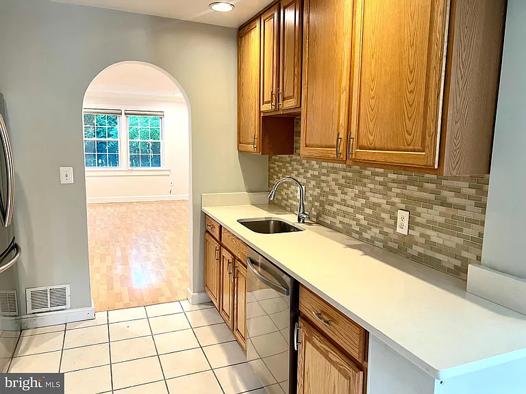 7208 Tyler Ave — Photo 7