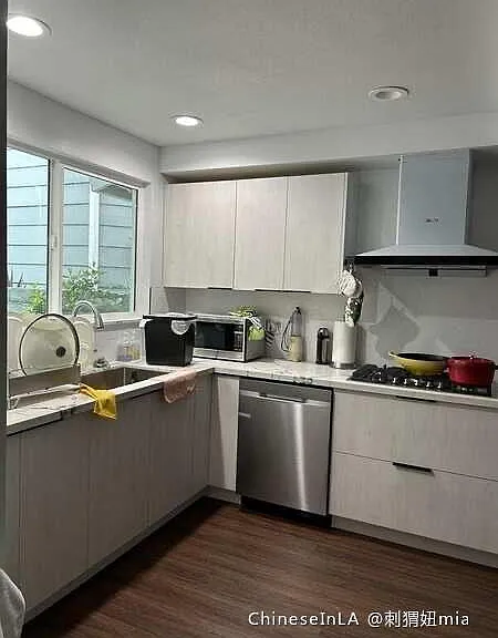 1827 Lanai St — Photo 9