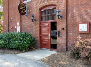 470 Silver St APT 402, Manchester, NH 03103