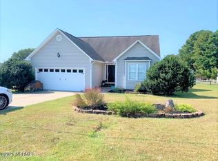 1615 Friendly Rd, Dunn, NC 28334