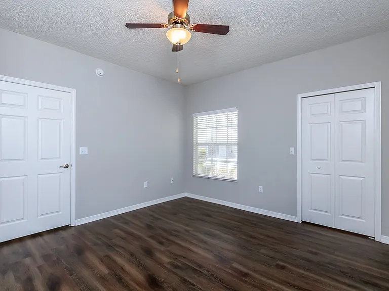 Registry at Windsor Parke — Photo 53