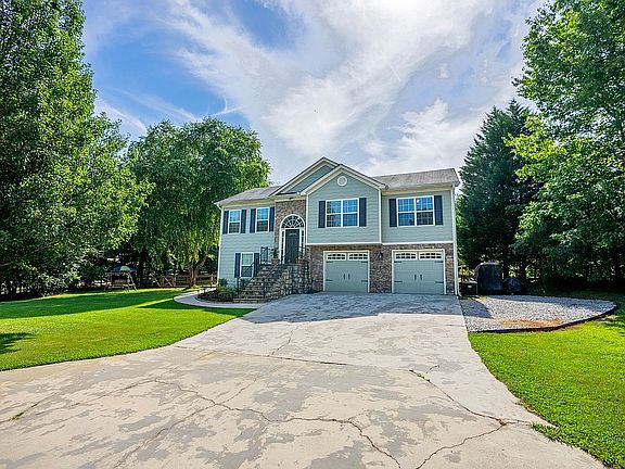 2nd image of 6228 River Plantation Dr