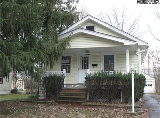 68 Dewhurst Ave, Bedford, OH