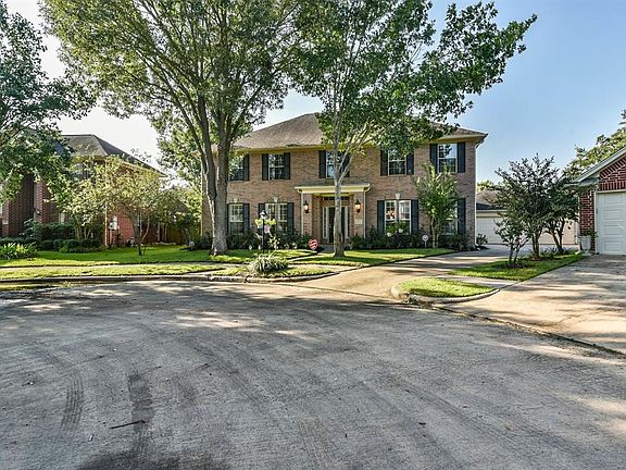 3rd image of 13115 Pine Laurel Ct