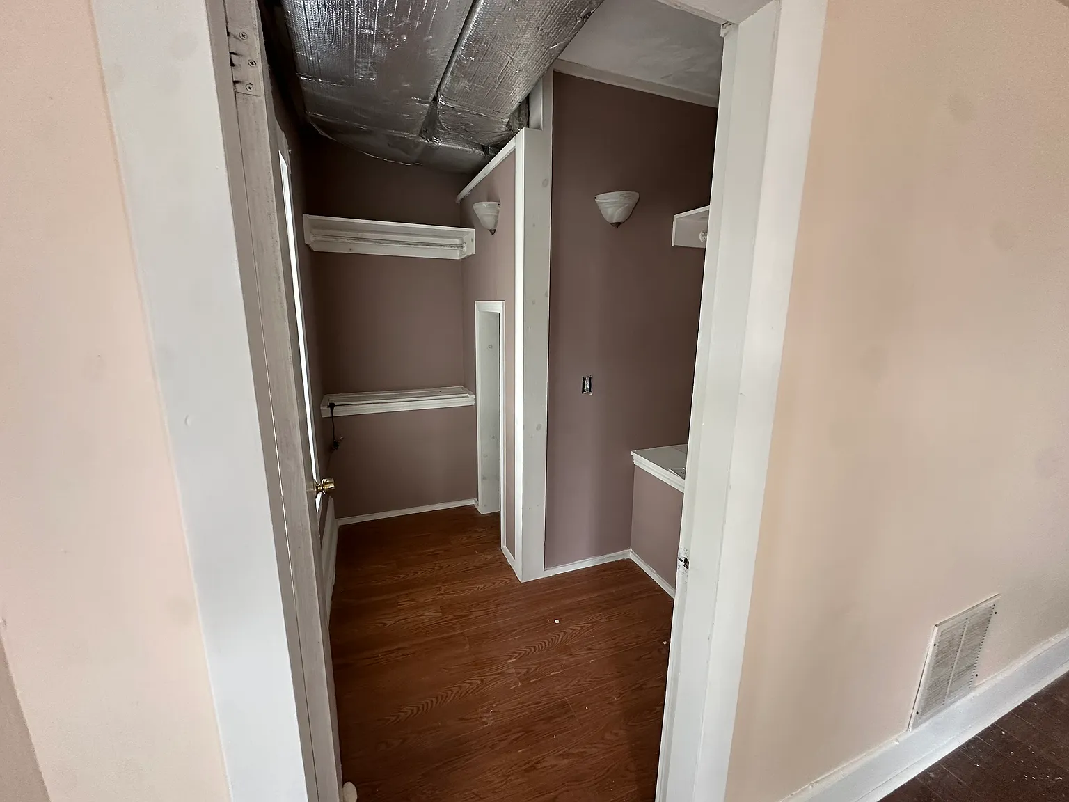 4 bed, 1700 sqft, $3,000 — Photo 1