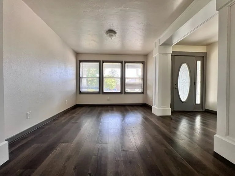3134 N Blue Springs Ave — Photo 5