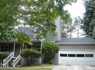 2536 Country Lake Cir, Powder Springs, GA 30127