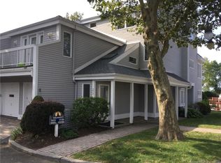 272 Breakers Ln UNIT 272, Stratford, CT 06615
