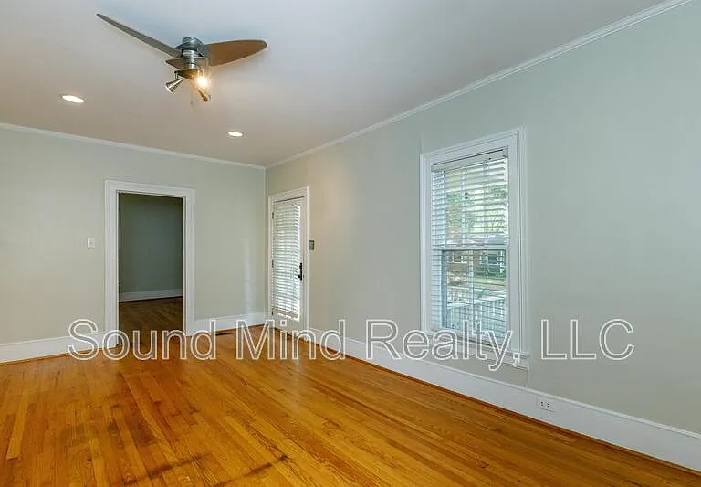 1514 Fairview Rd — Photo 8