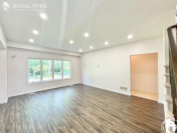 5th image of 6122 Eaglewood Dr #1