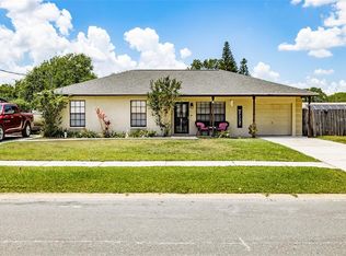 2205 N Warnell St, Plant City, FL 33563