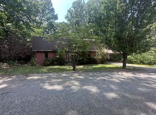1002 Madison St, Paris, TN 38242