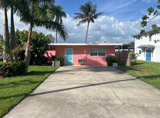 101 E Pago Pago Dr APT 3, Naples, FL 34113