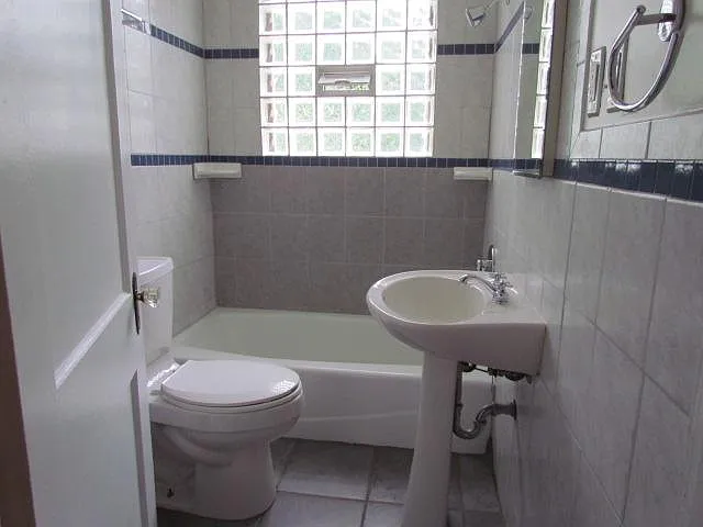 3428 N Newton St — Photo 13