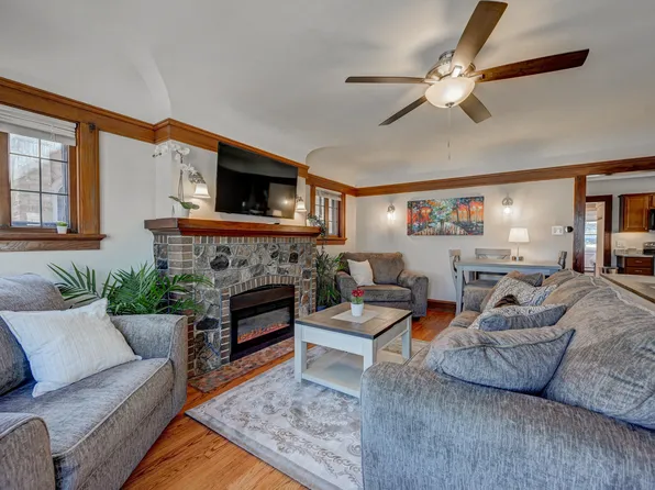 1301 E Oklahoma Ave, Milwaukee, WI 53207