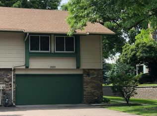 3032 Devonshire Dr, Woodbury, MN 55125