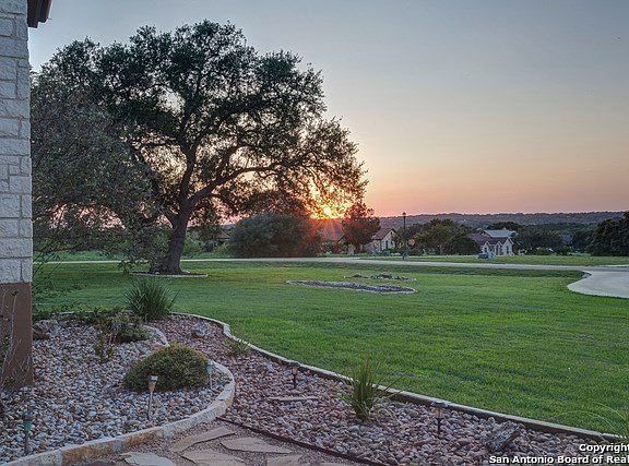 3rd image of 363 Texas Country Dr