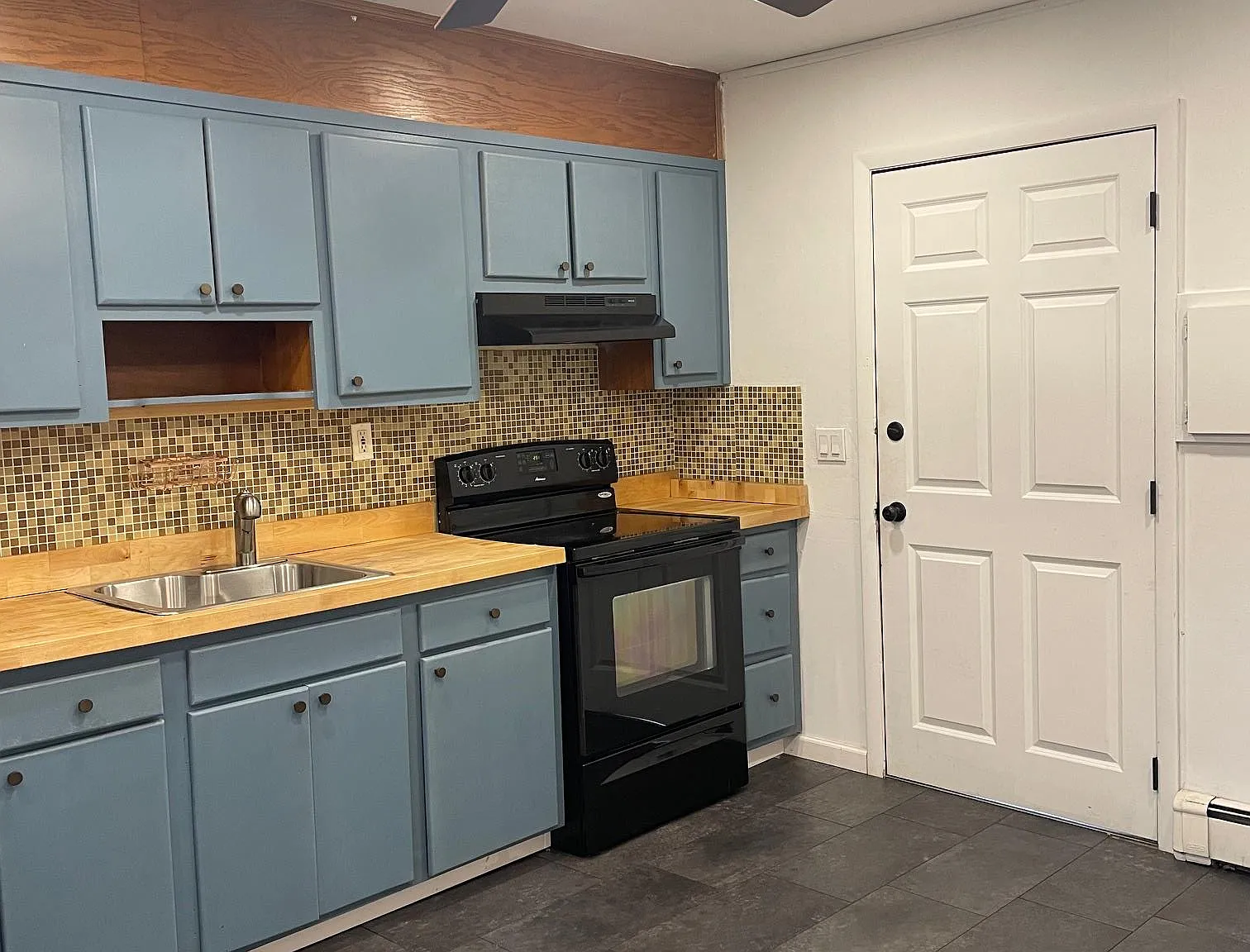 1 bed, 1.0 bath, 900 sqft, $2,500 — Photo 3