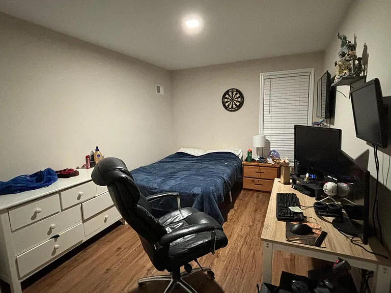 26 Boyd St #1 — Photo 10
