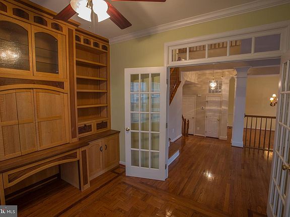 5th image of 6373 Victor Gray Ct