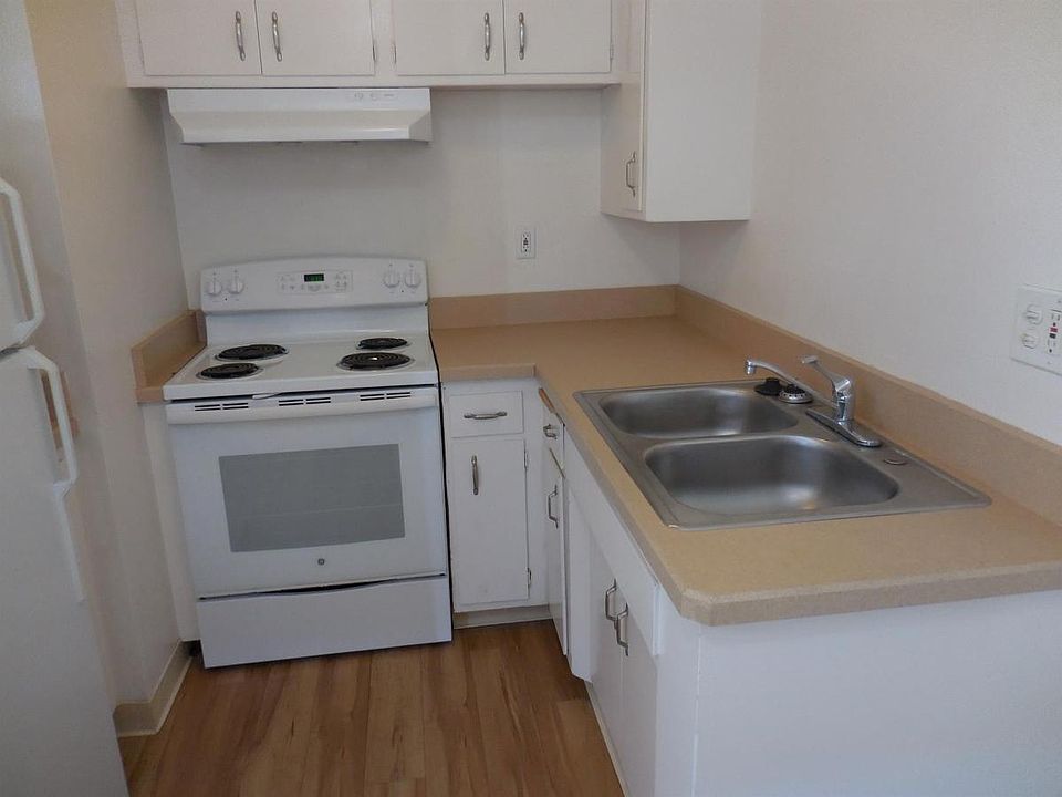 2nd image of 6621 Picasso Rd APT 5