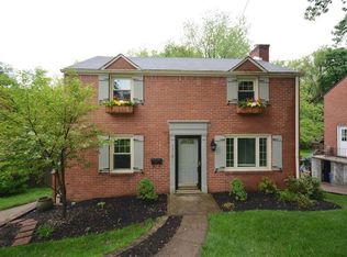 5319 Spring Valley Dr, Pittsburgh, PA 15236