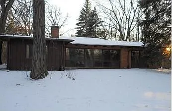 989 Wingate Rd photo 1
